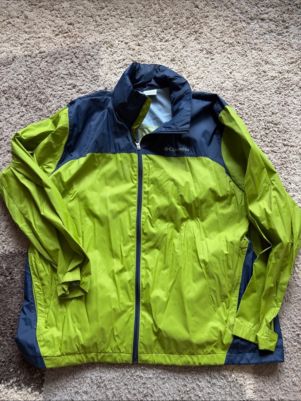 Columbia Lime Green and Navy Packable Outdoor Jacket